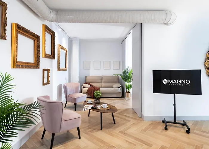 Zaragoza Suite Apartment